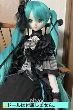 Opened Hatsune Miku DD Vampire Set Volks Dollfie Dream Costume