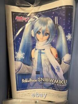 VOLKS Dollfie Dream DD Snow Miku Hatsune Miku Vocaloid Doll Figure Toy