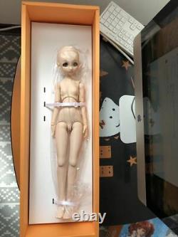 VOLKS Dollfie Dream Sister DDS Yayoi Takatsuki 60 Centidor New figure from Japan